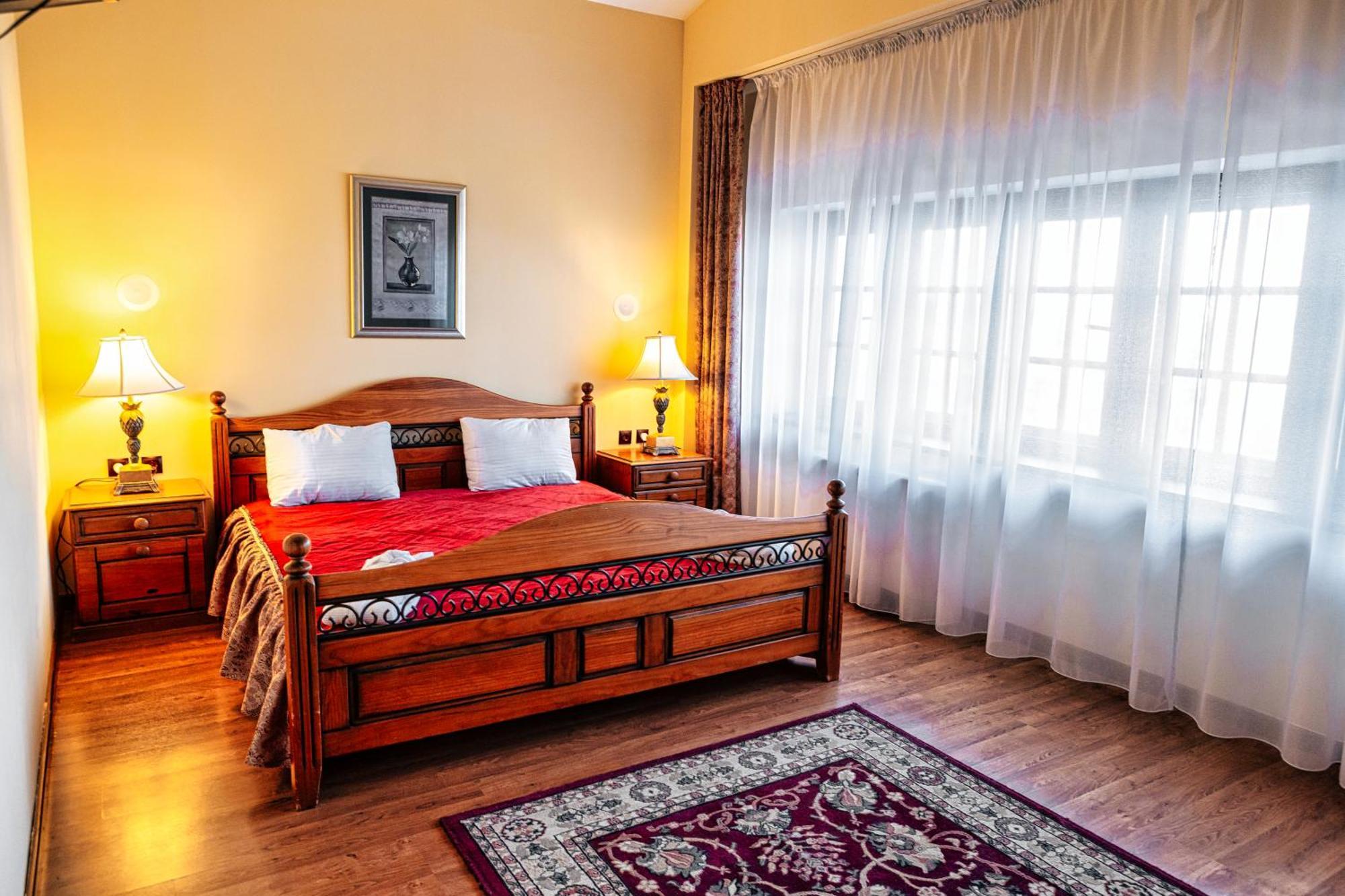 Shchūchīnsk Park Hotel Kokshetau מראה חיצוני תמונה